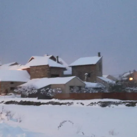 Alojamiento Rural Casa Chaminera Ii * كاستيلو دي جاكا
